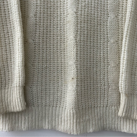 ❌SOLD ❌ Vintage Sweater - Picture 7 of 14
